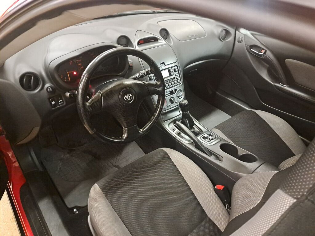Toyota Celica 2005 Punainen