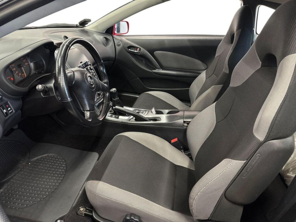 Toyota Celica 2005 Punainen