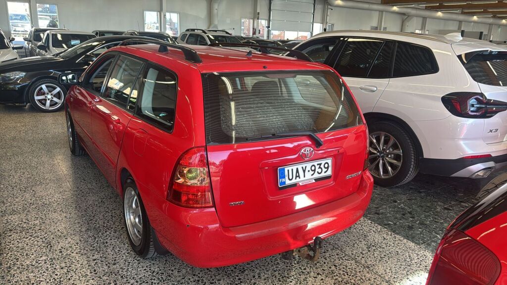 Toyota Corolla 2005 Punainen