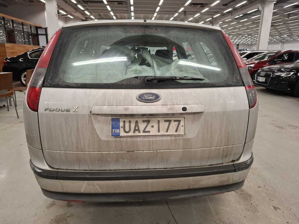 Ford Focus 2006 Harmaa