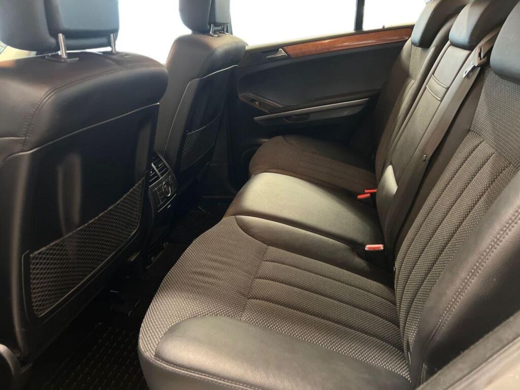 Mercedes-Benz ML 2006 Harmaa