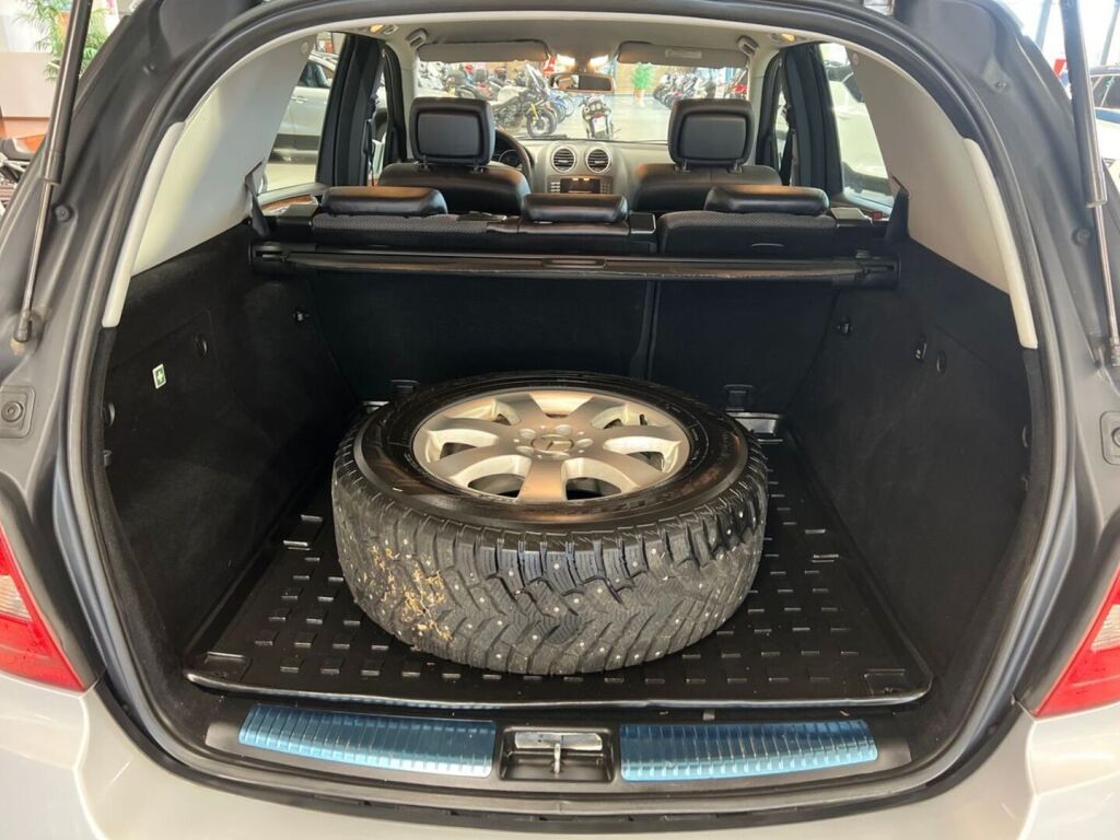 Mercedes-Benz ML 2006 Harmaa