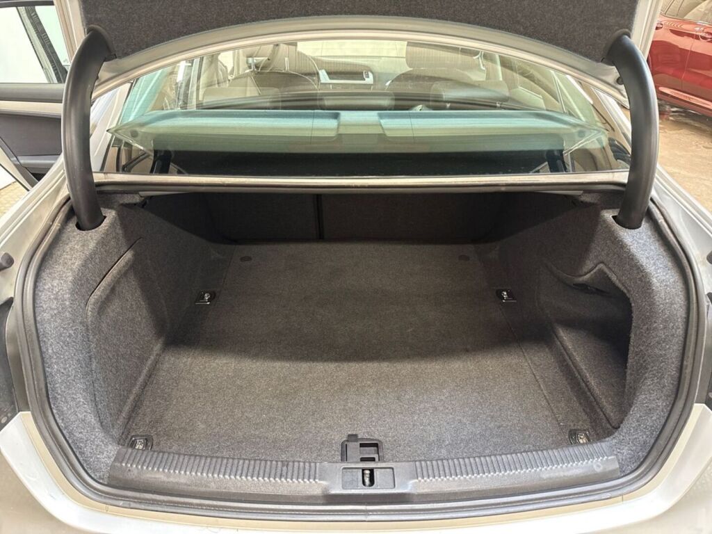 Audi A4 2008 Hopea