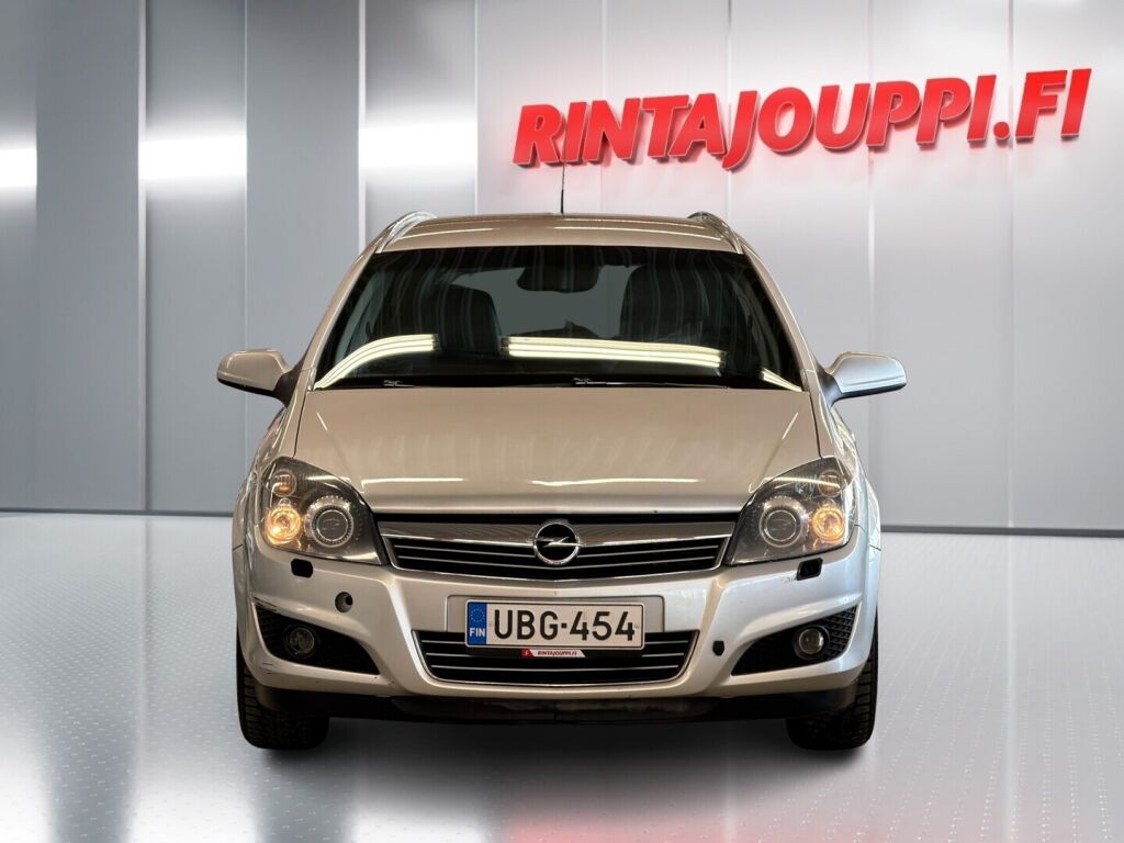 Opel Astra 2009 Hopea