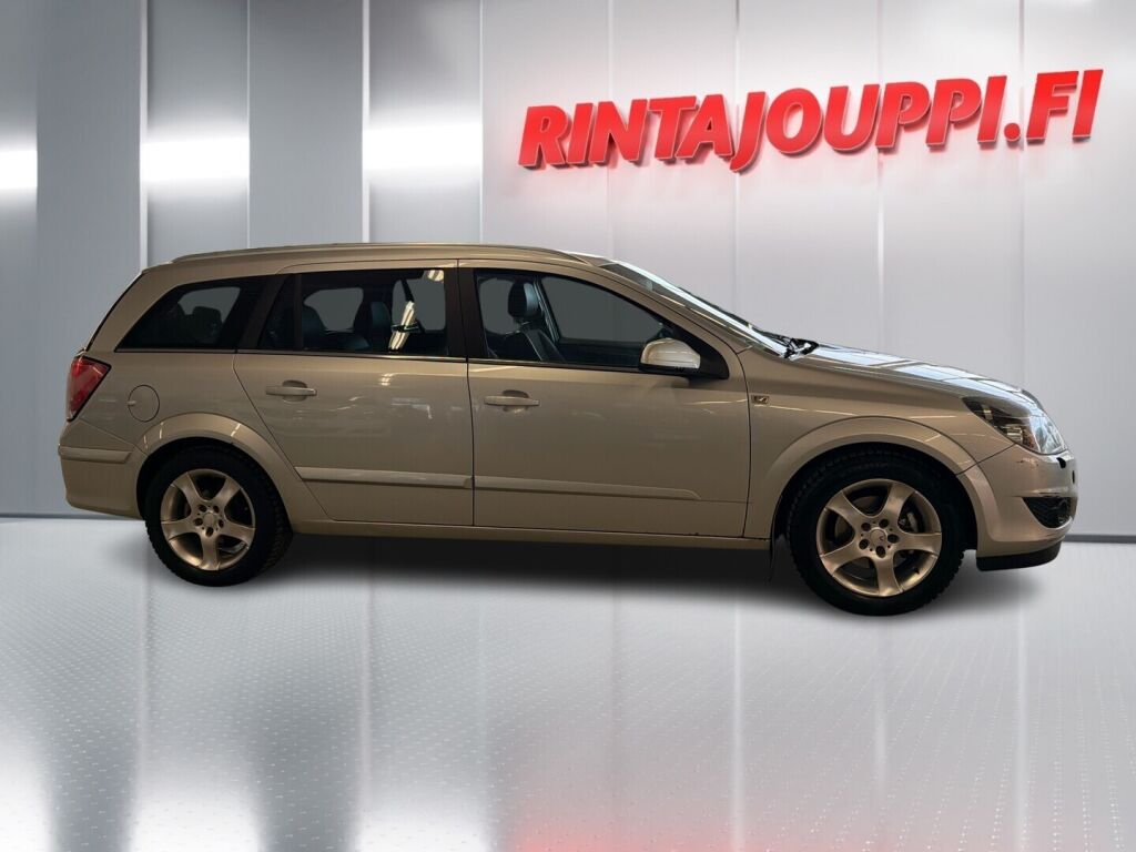Opel Astra 2009 Hopea
