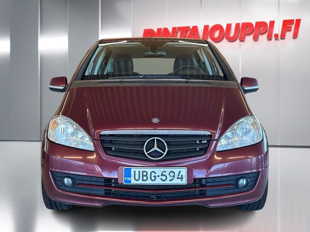 Mercedes-Benz A 2009 Punainen