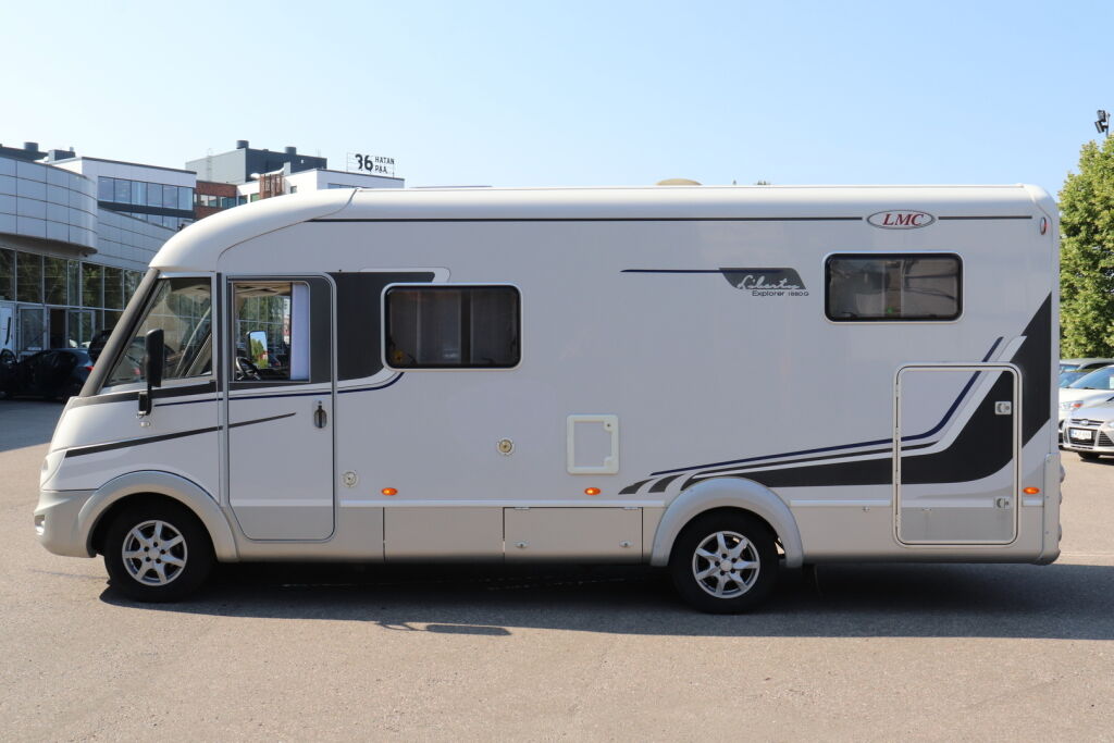 LMC Liberty Explorer I 680 G 2009 Valkoinen