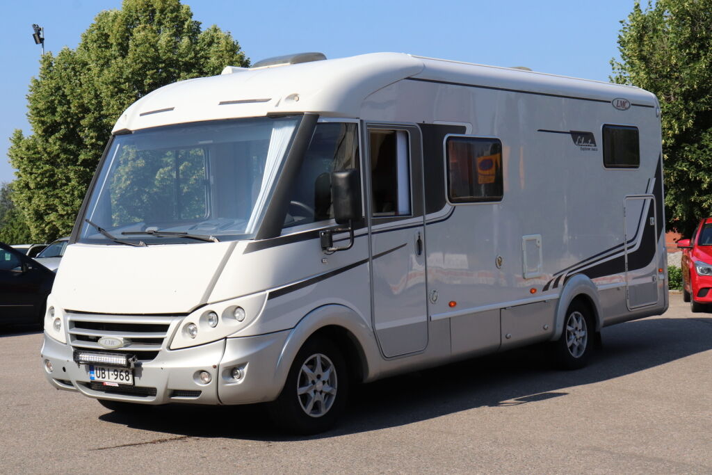LMC Liberty Explorer I 680 G 2009 Valkoinen