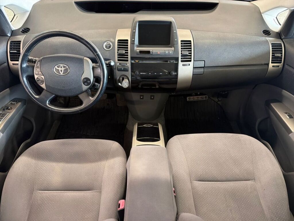 Toyota Prius 2007 Monivär.