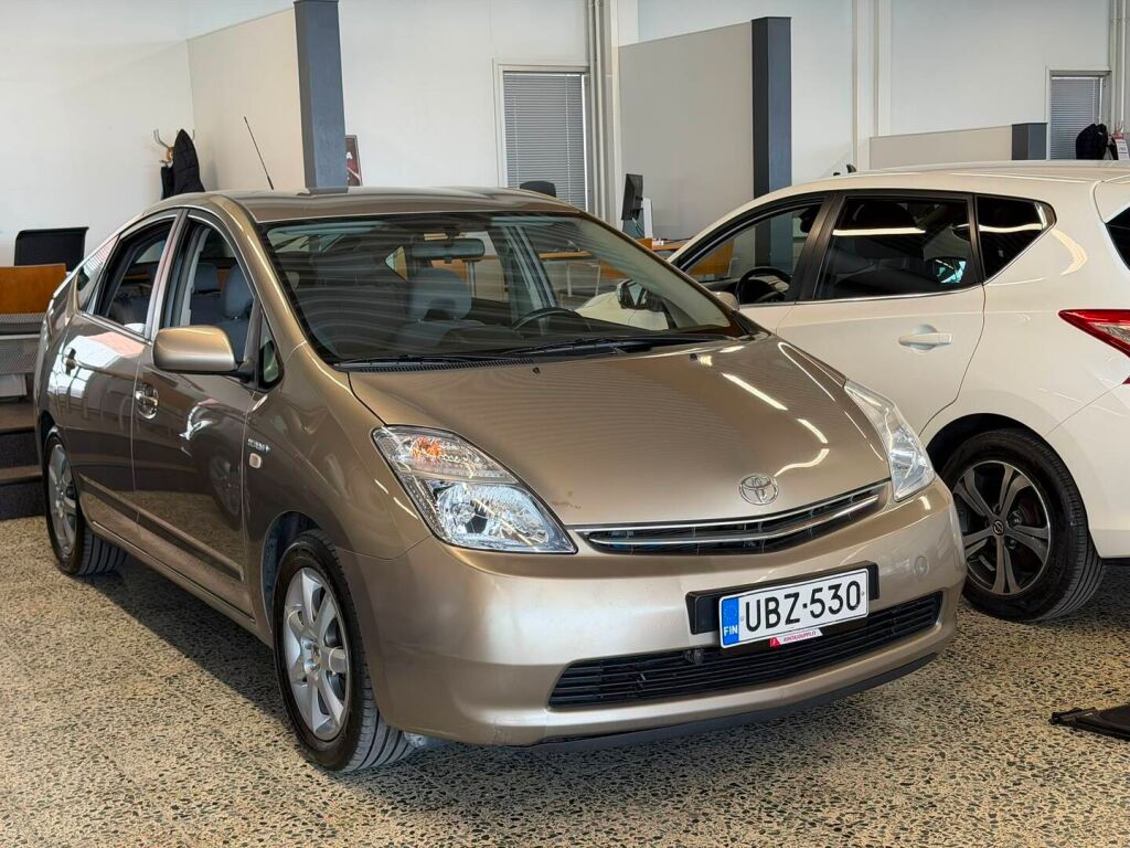 Toyota Prius 2007 Monivär.