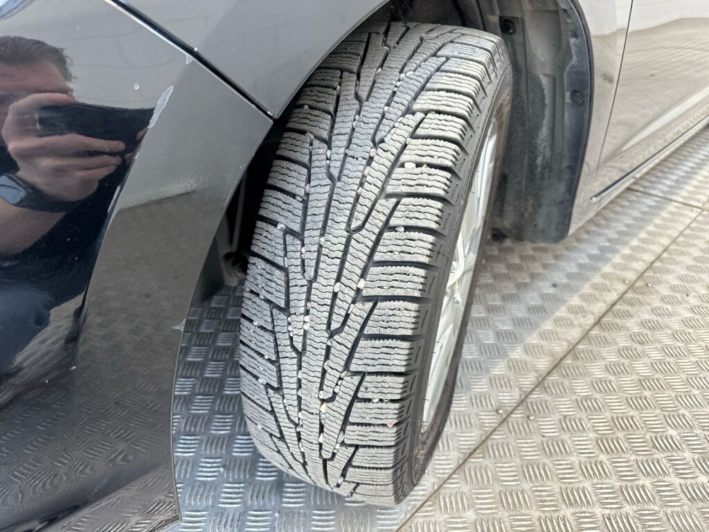 Honda Insight 2010 Musta