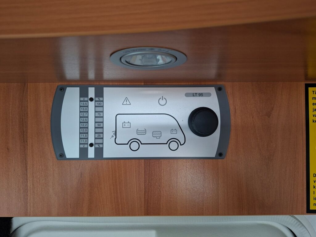Hymer TRAMP T 652 CL 2010 Harmaa