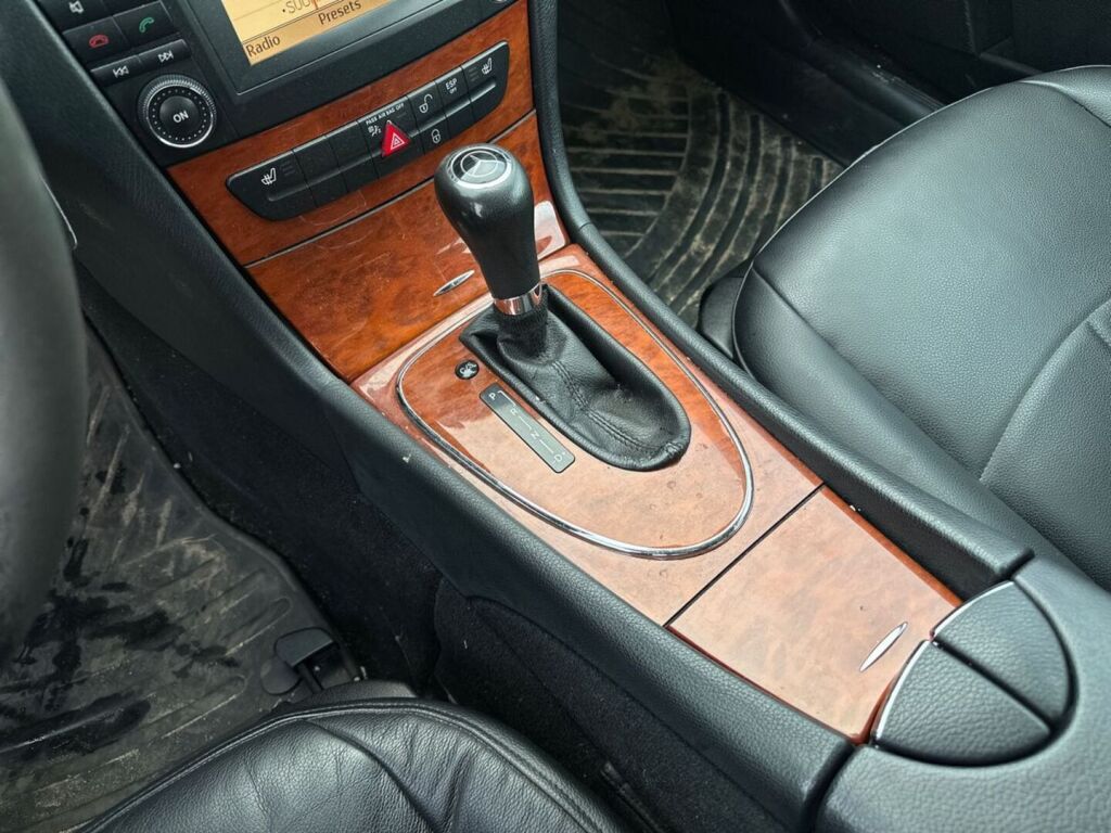 Mercedes-Benz E 2009 Harmaa