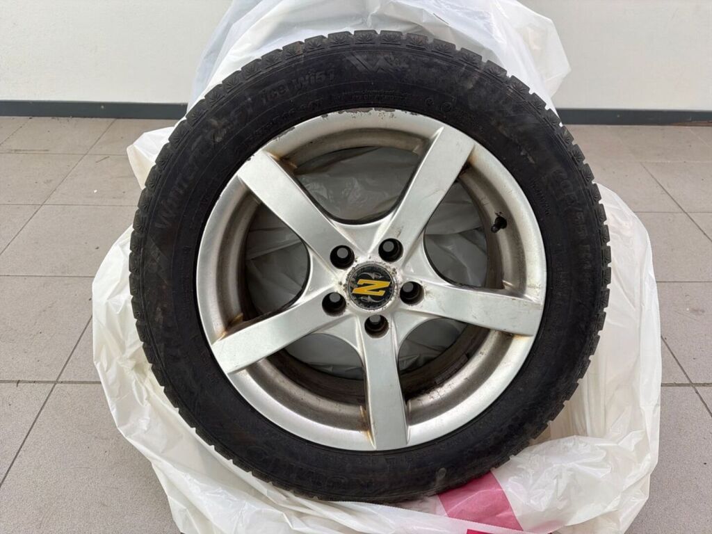 Volvo C30 2009 Musta