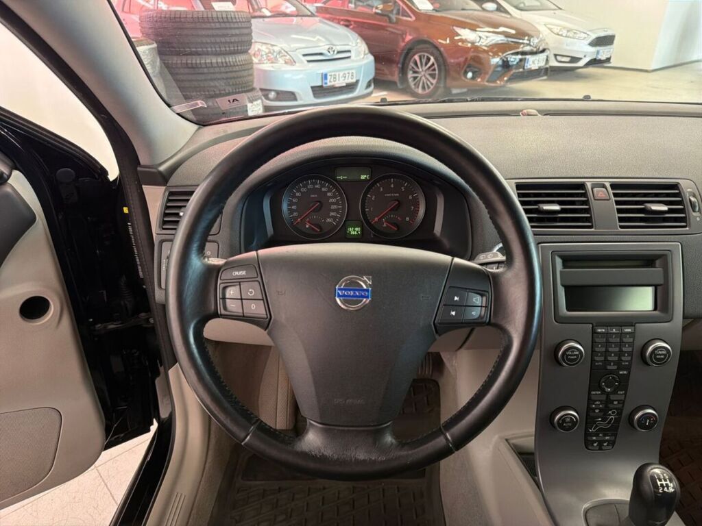Volvo C30 2009 Musta