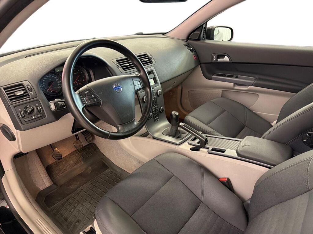 Volvo C30 2009 Musta