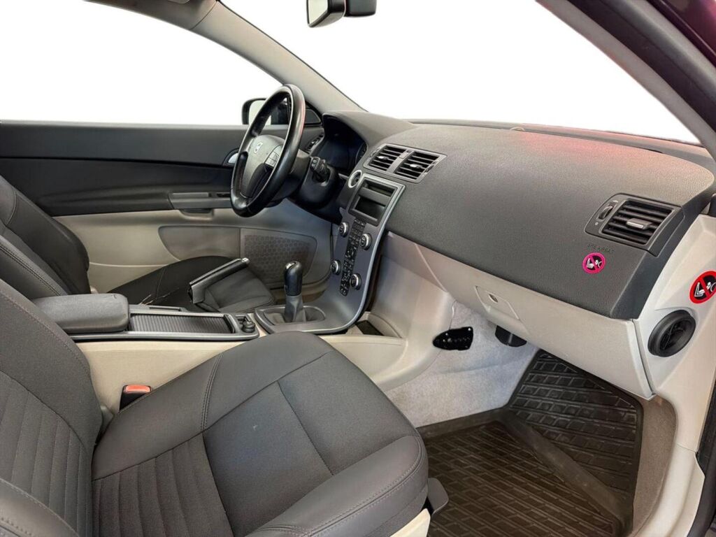 Volvo C30 2009 Musta