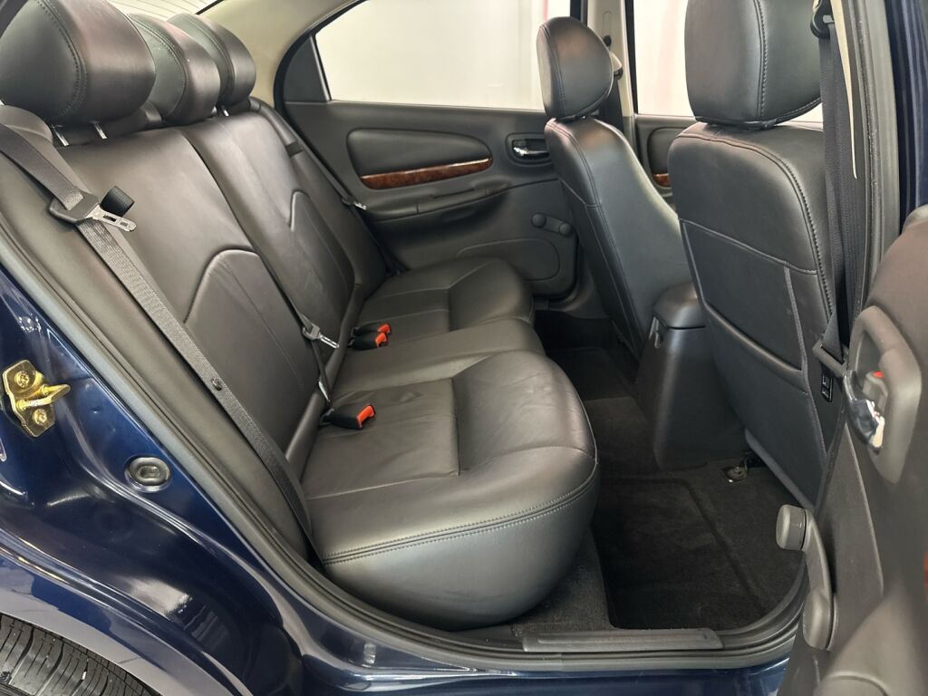 Chrysler Neon 2005 Sininen