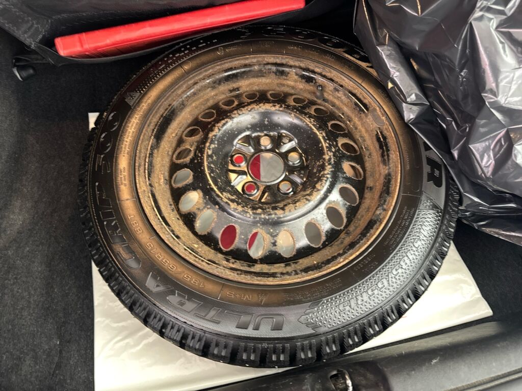 Chrysler Neon 2005 Sininen