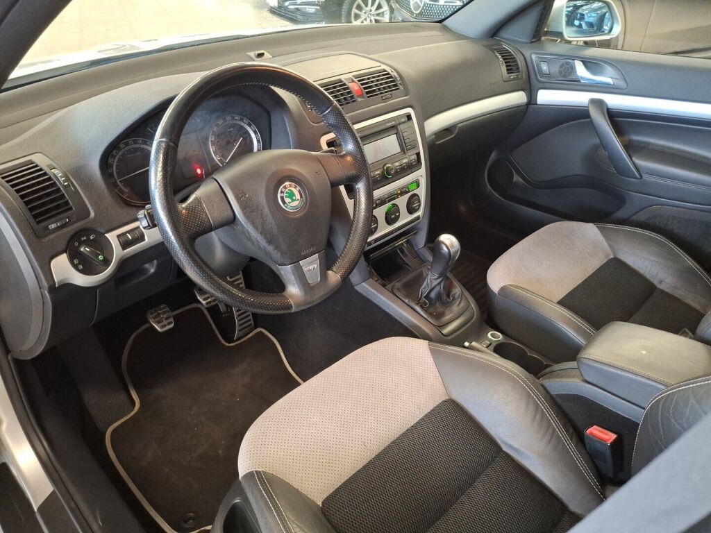 Skoda Octavia 2007 Harmaa