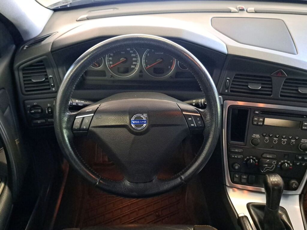 Volvo S60 2008 Musta