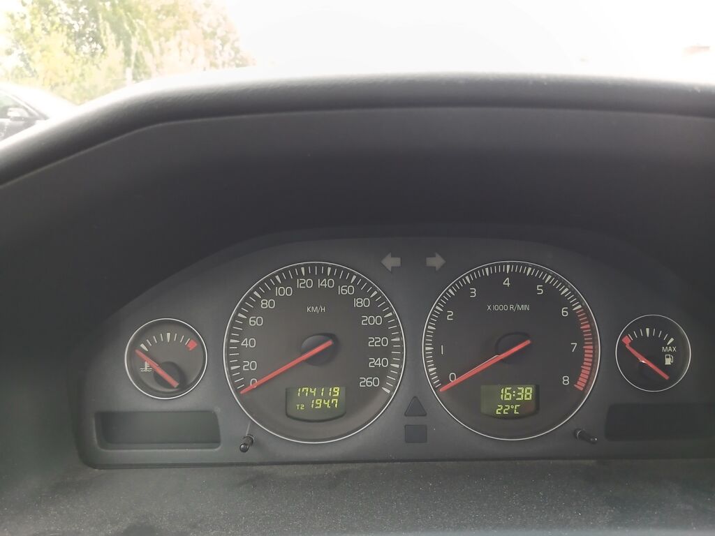 Volvo S60 2008 Musta