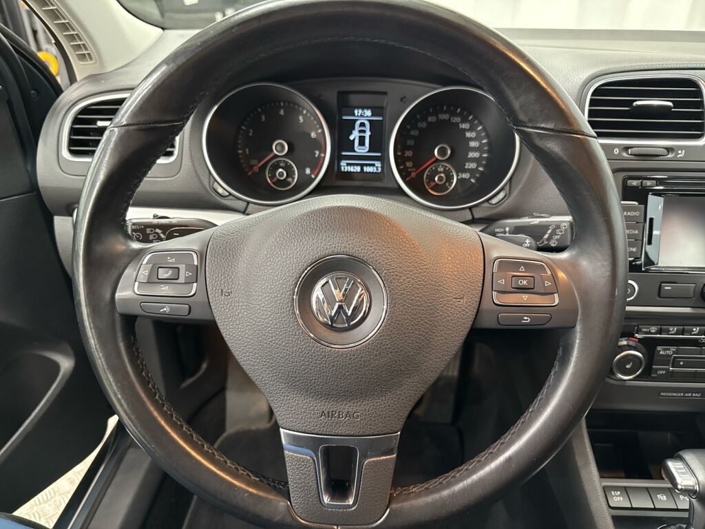 Volkswagen Golf 2010 Vihreä