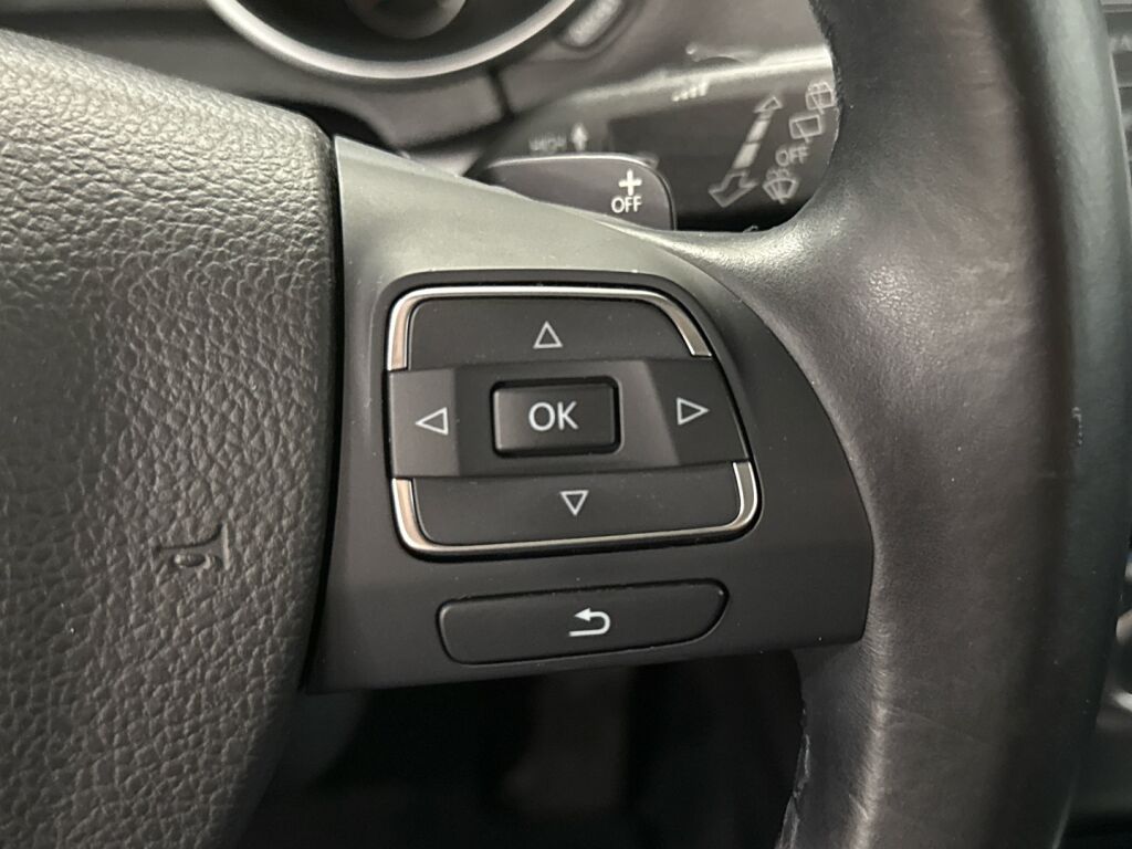 Volkswagen Golf 2010 Vihreä