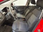 Volkswagen Polo 2010 Punainen