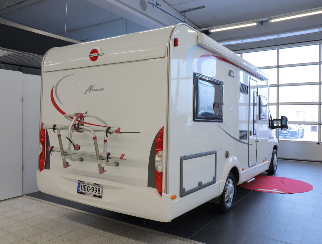 Bürstner NEXXO T 660 2010 Valkoinen