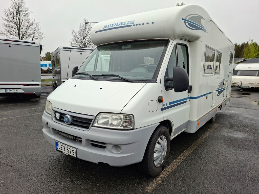Adria CORAL 660SL 2005 Valkoinen