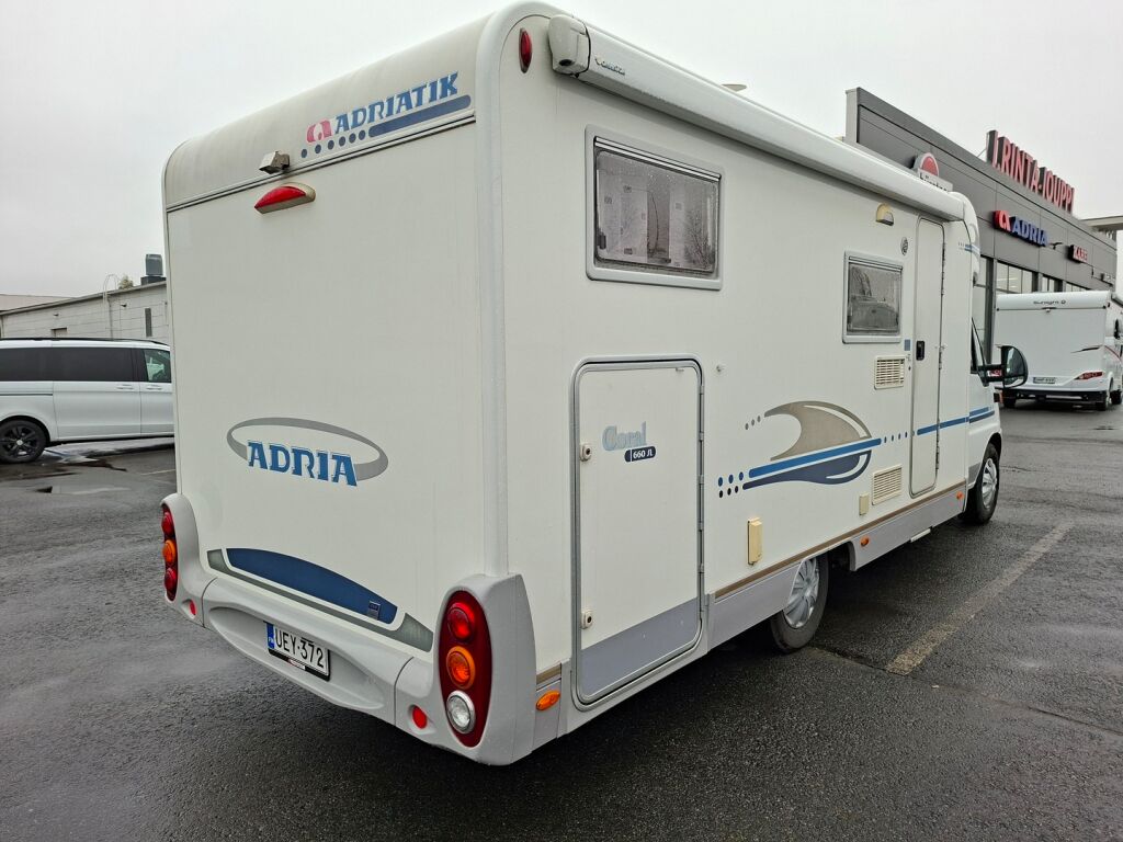 Adria CORAL 660SL 2005 Valkoinen