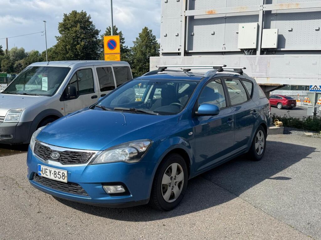 Kia Ceed 2010 Sininen