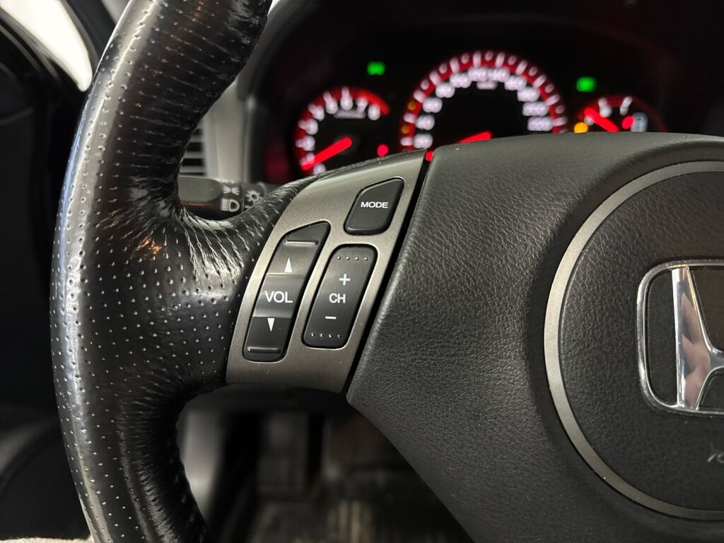 Honda Accord 2008 Ruskea (beige)