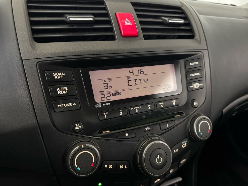 Honda Accord 2008 Ruskea (beige)