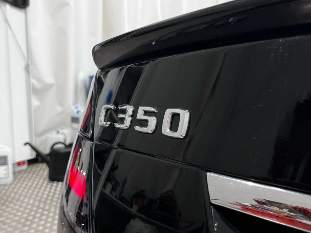 Mercedes-Benz C 2007 Musta