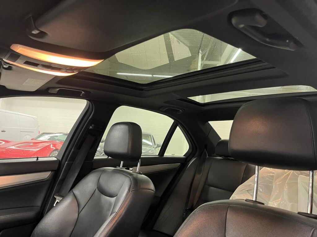 Mercedes-Benz C 2007 Musta