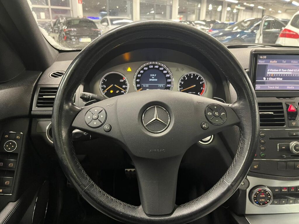 Mercedes-Benz C 2007 Musta
