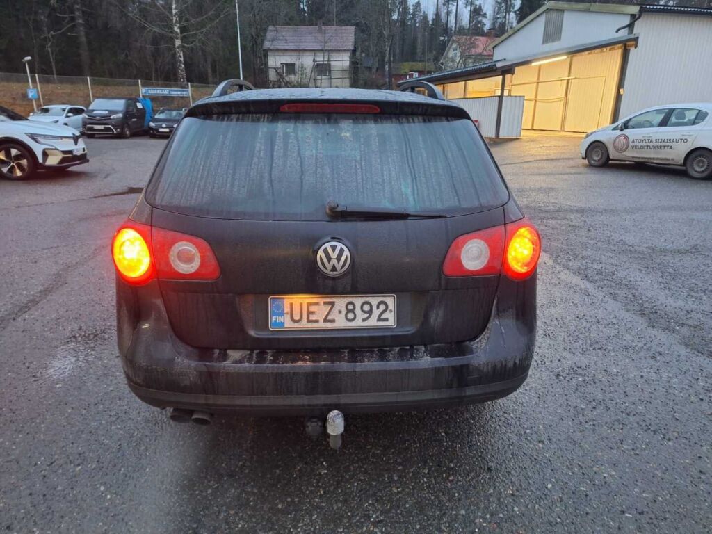 Volkswagen Passat 2007 Musta