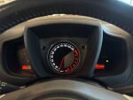 Toyota Urban Cruiser 2010 Punainen