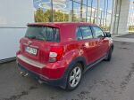 Toyota Urban Cruiser 2010 Punainen