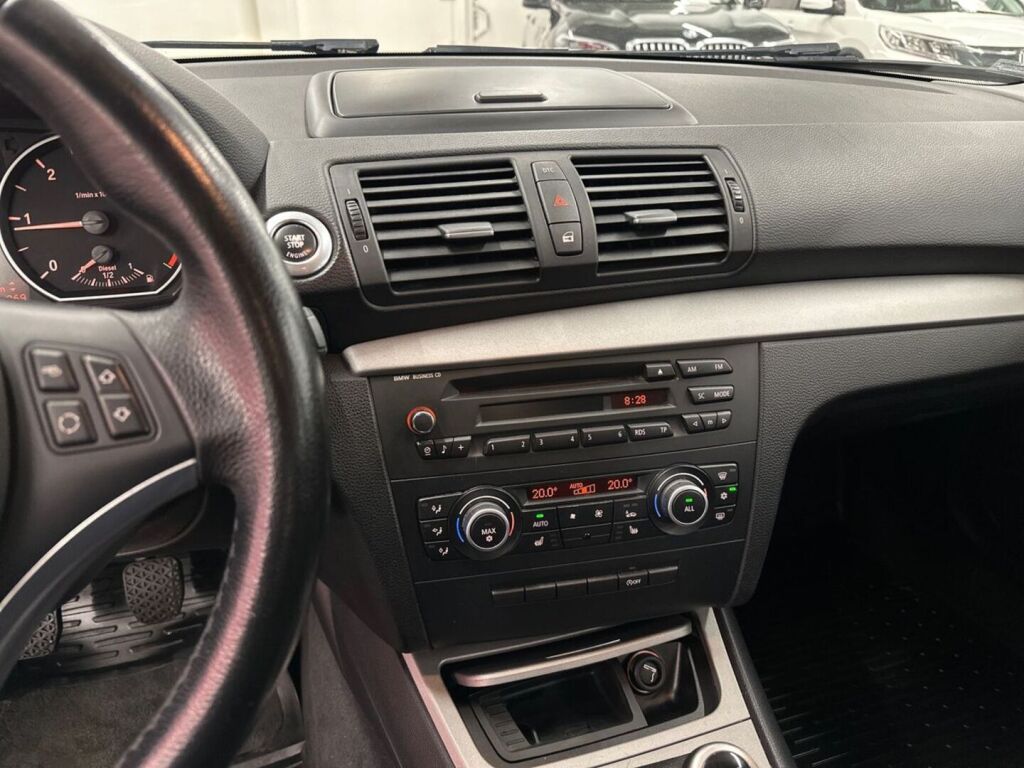 BMW 116 2010 Sininen