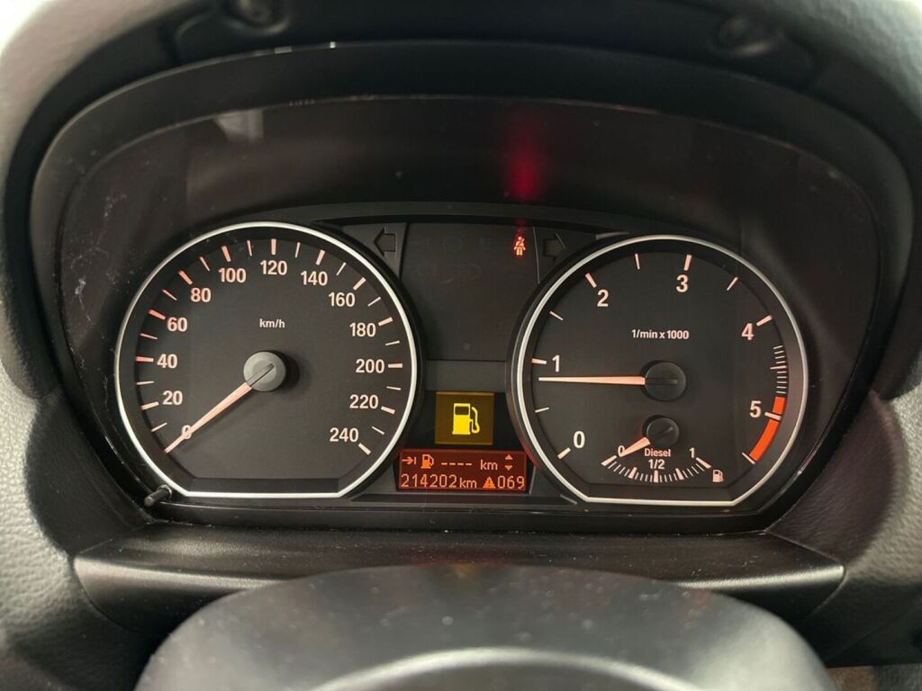 BMW 116 2010 Sininen