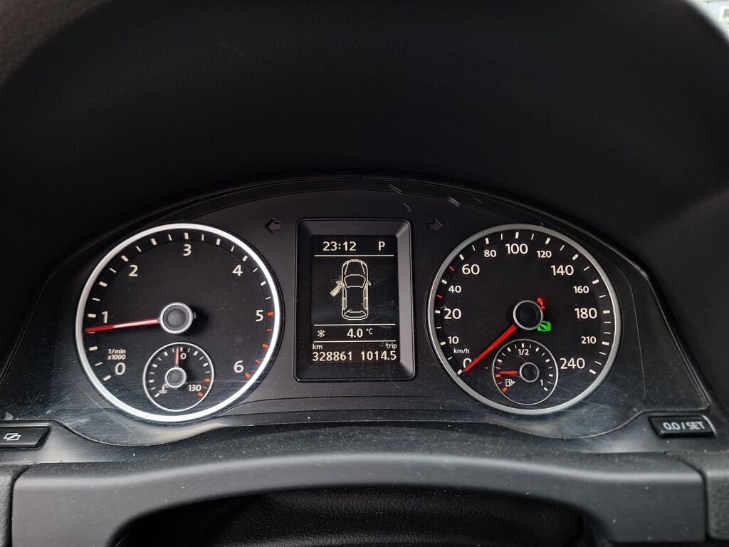 Volkswagen Tiguan 2010 Harmaa