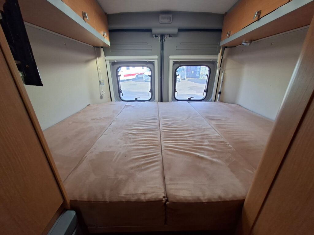 Hymer Car 322 VAN 600 2010 Harmaa