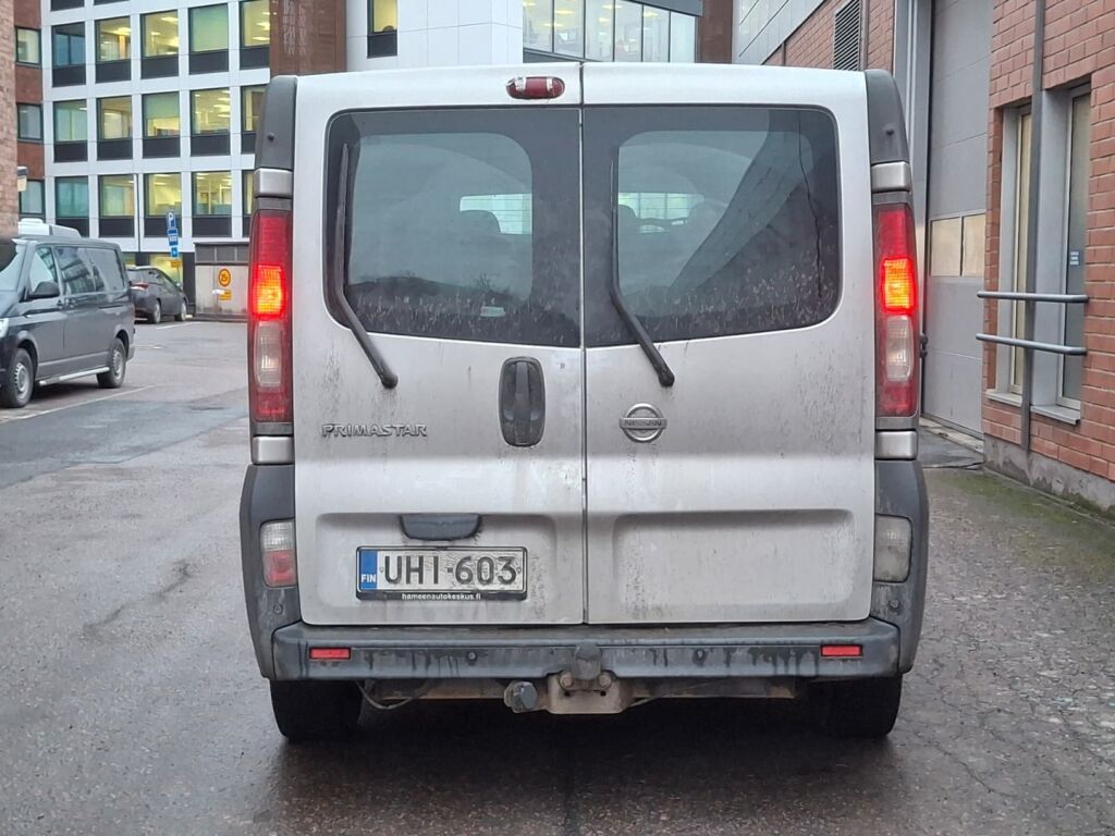 Nissan Primastar 2010 Hopea