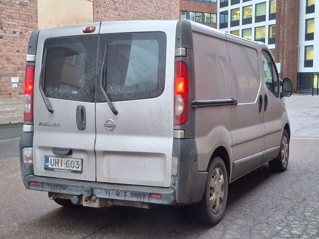 Nissan Primastar 2010 Hopea