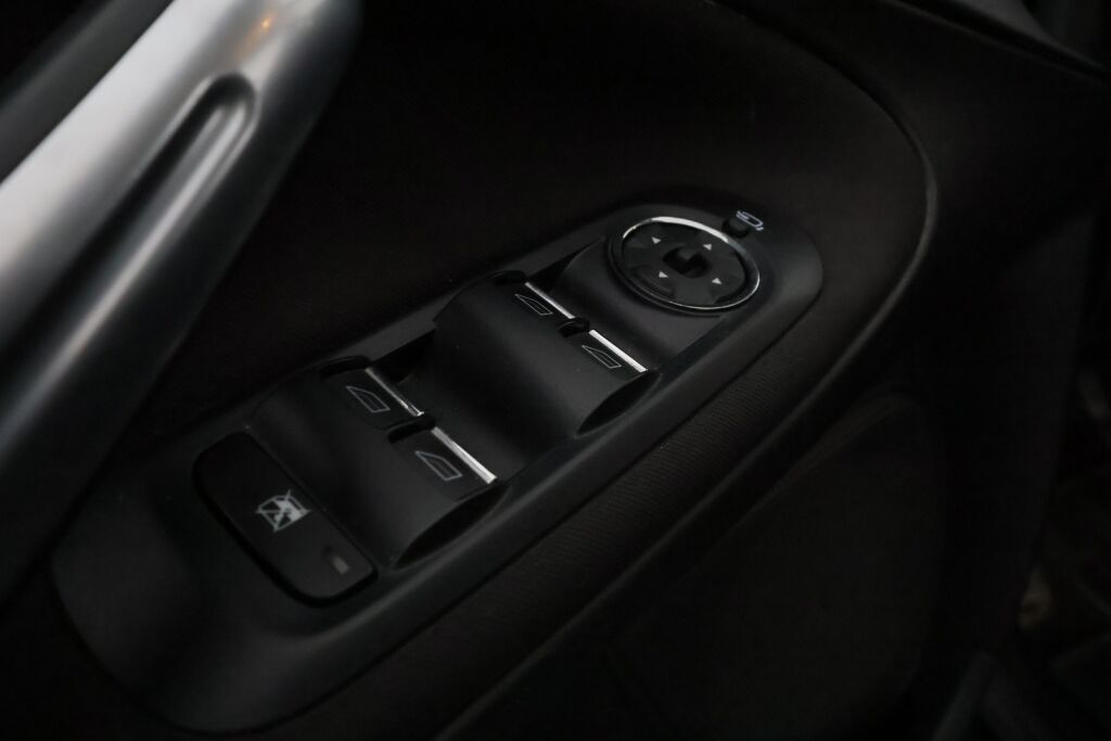 Ford S-Max 2010 Musta