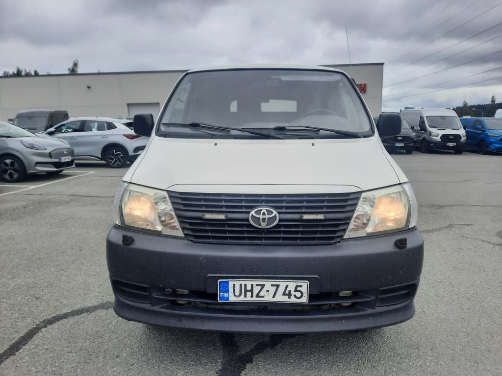 Toyota Hiace 2007 Valkoinen