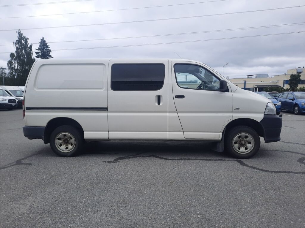 Toyota Hiace 2007 Valkoinen